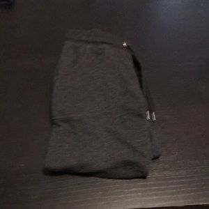 Capri joggers from New York laundry small grey